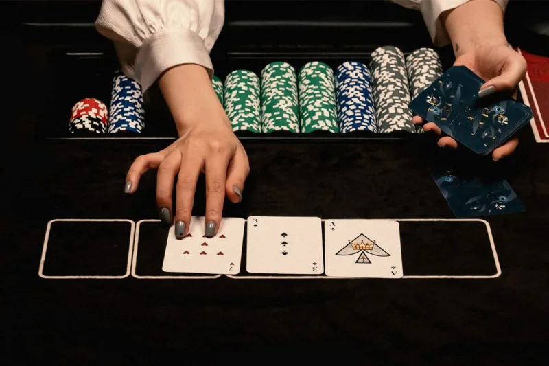 Các giải Poker thế giới đều có cái hay và sức lôi cuốn riêng 